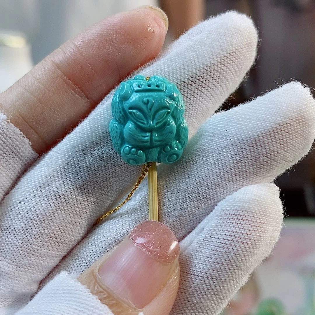 未镶嵌绿松石珠宝奇石