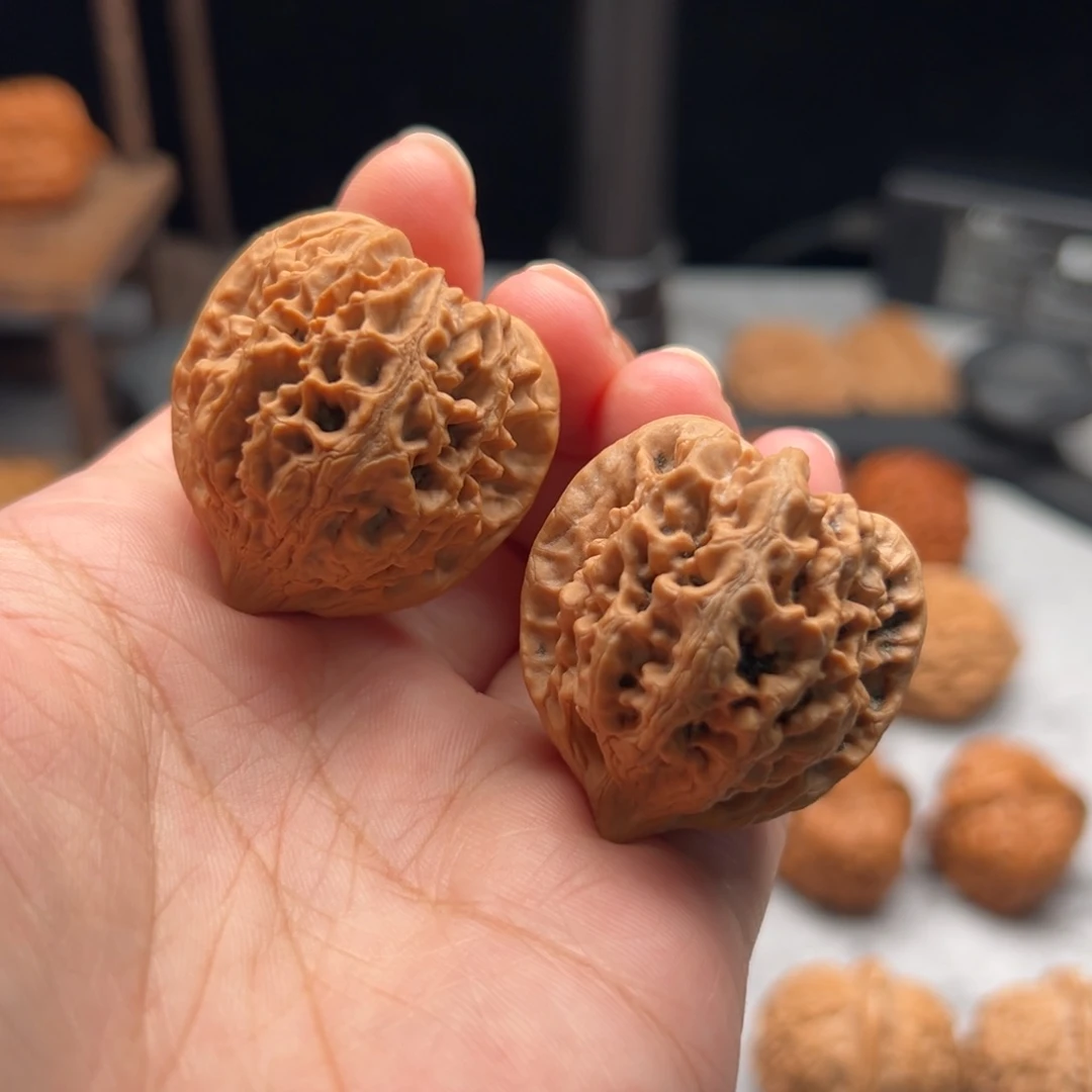 文玩核桃吊坠太行龙纹【3411】34.38.37