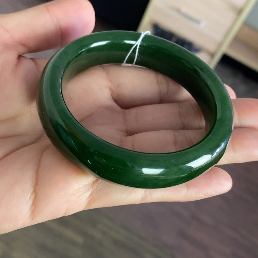 【闪购商品】未镶嵌手镯和田玉（碧玉）