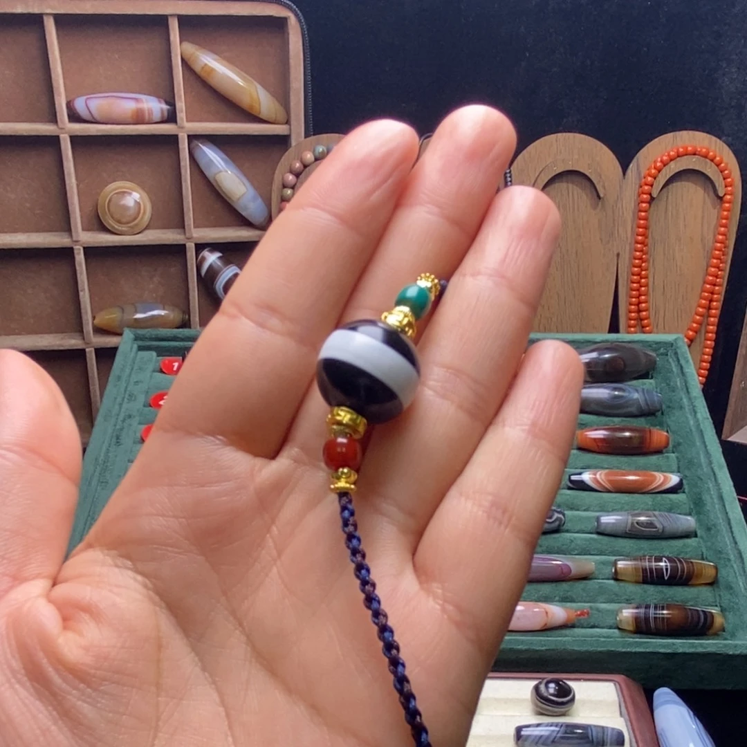 木***每玛瑙/玉髓未镶嵌颈饰