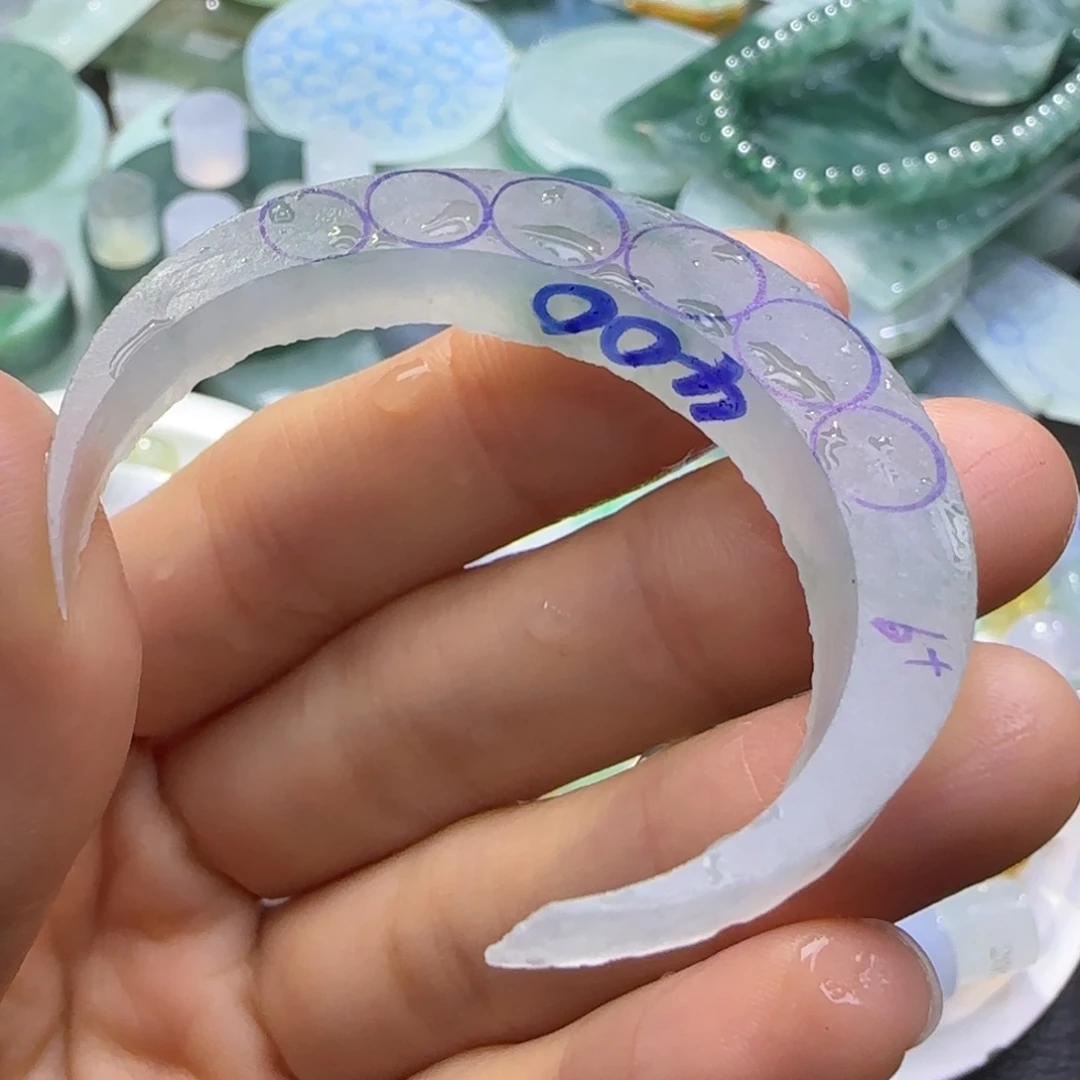 定制翡翠未镶嵌翡翠