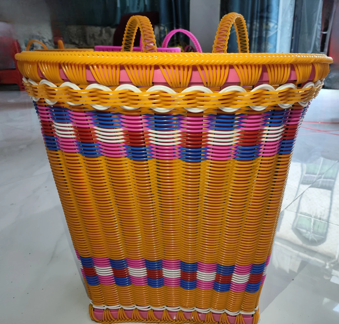 纯手工编织藤条与塑钢带背篓结实好看适合农村家用