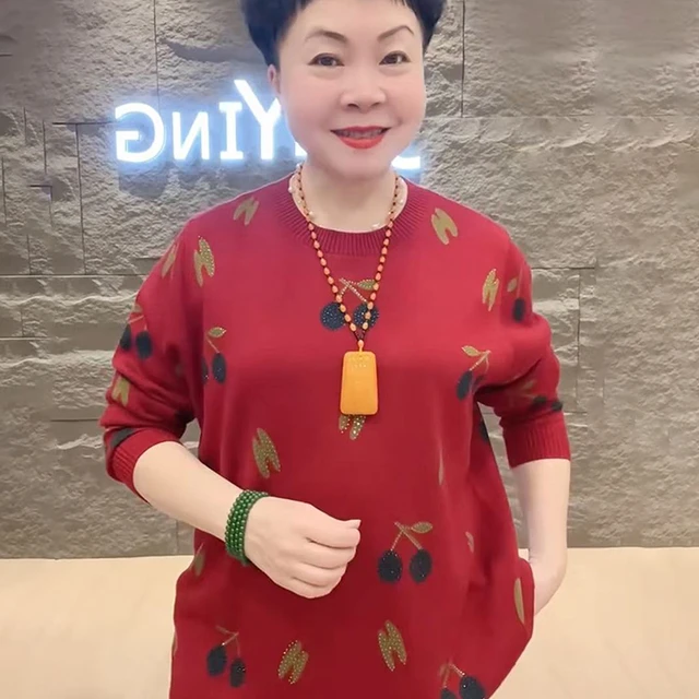 新款明亮钻石樱桃圆领毛衣女士宽松修身暖毛衣休闲百搭精品时尚女
