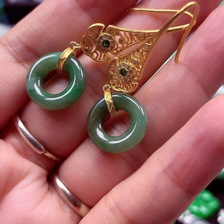 翡翠银S925镶嵌颈饰翡翠