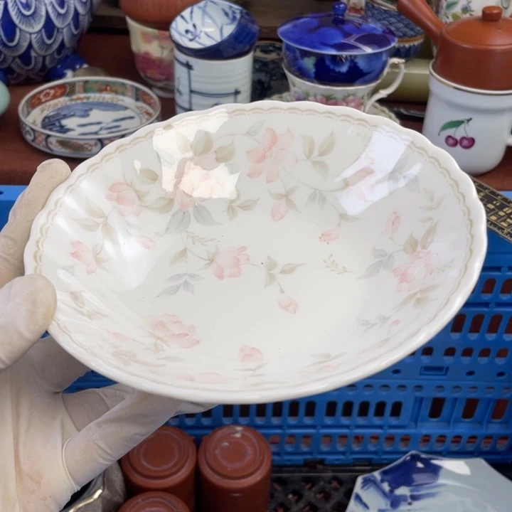 他家瓷器真美…开播了