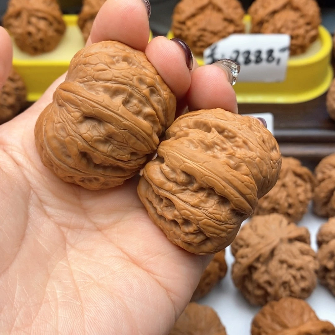 1***篮把件文玩核桃576号元宝