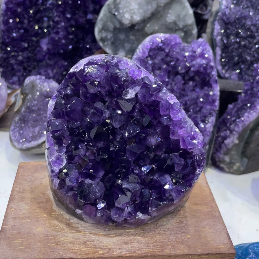 未镶嵌珠宝半成品水晶