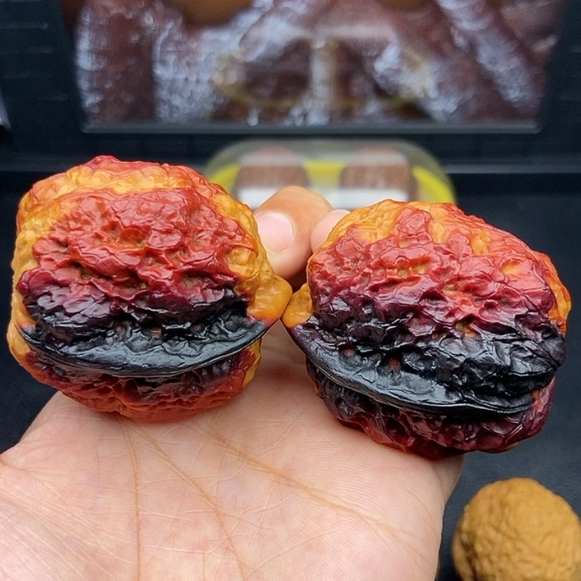 【闪购商品】把件文玩核桃45尺金蟾王66.8克