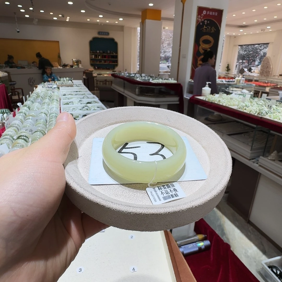 和田玉未镶嵌手镯62