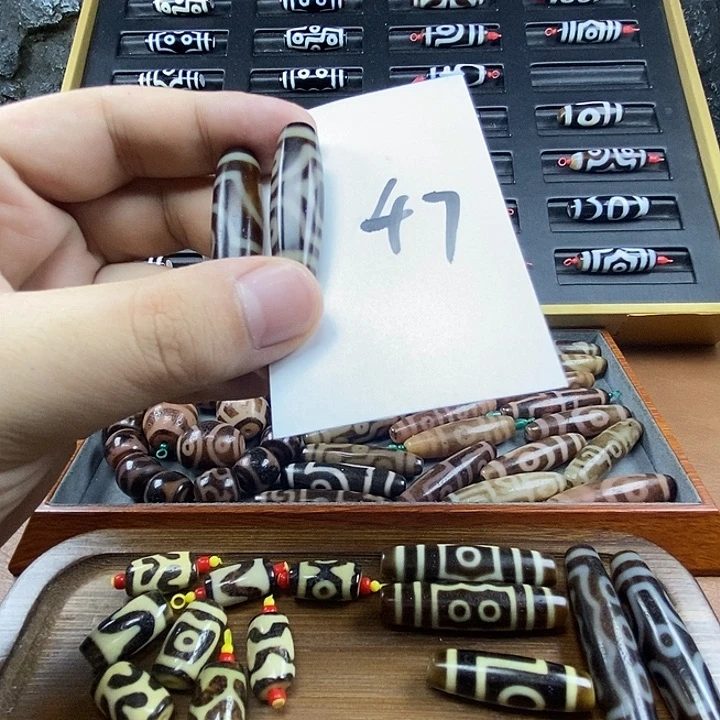 半***生未镶嵌颈饰玛瑙/玉髓