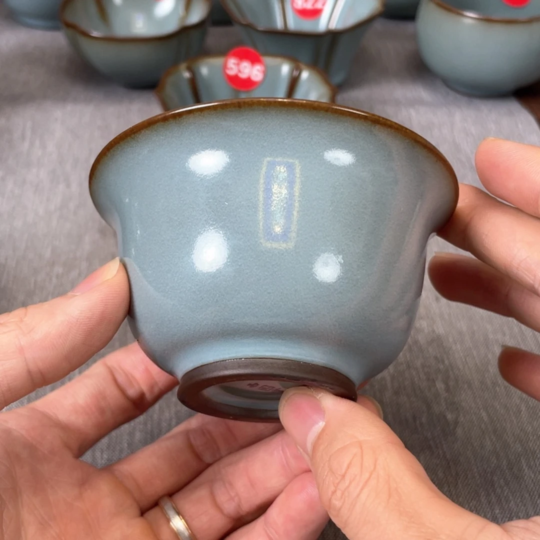 瓷片小微瑕。。。。。。。。。。。