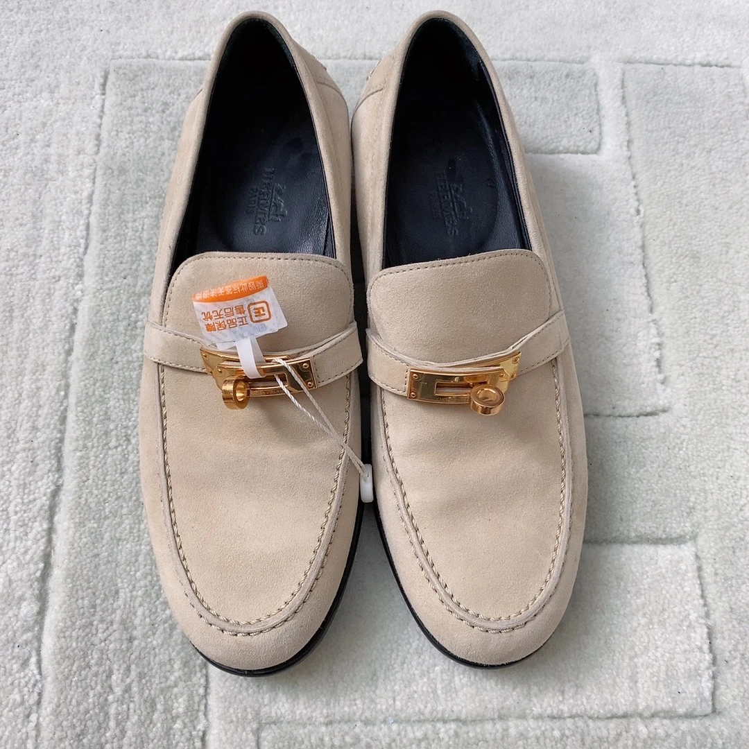 95新 Hermes/爱马仕 麦殿/kelly扣平底乐福鞋37码/250314ZXYWL03