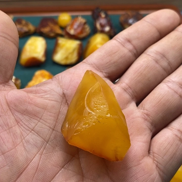 略***略定制琥珀未镶嵌天然蜜蜡原石