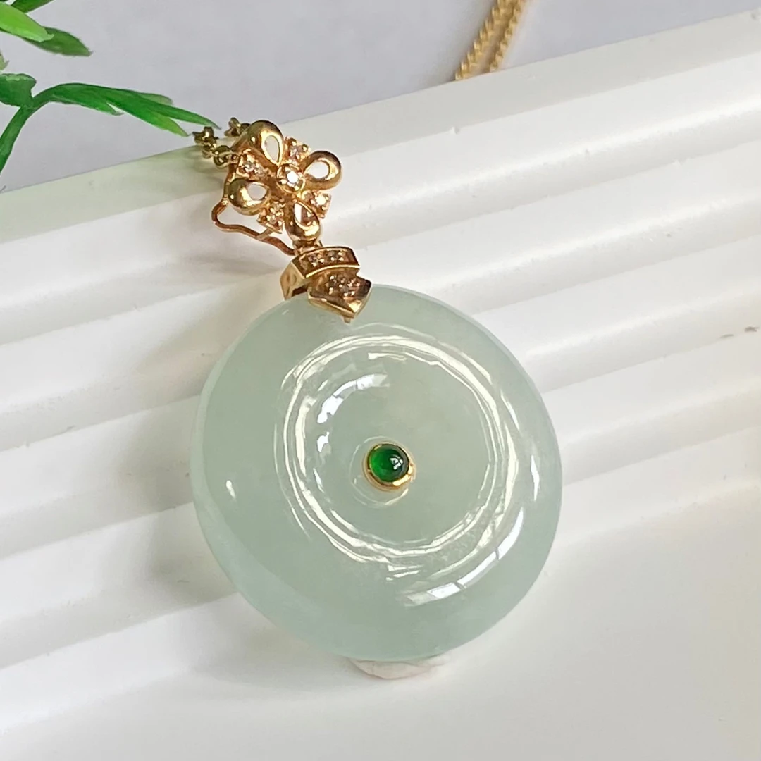 18k金镶嵌 天然缅甸翡翠平安扣吊坠 多样性发其一@@CMT1392-1