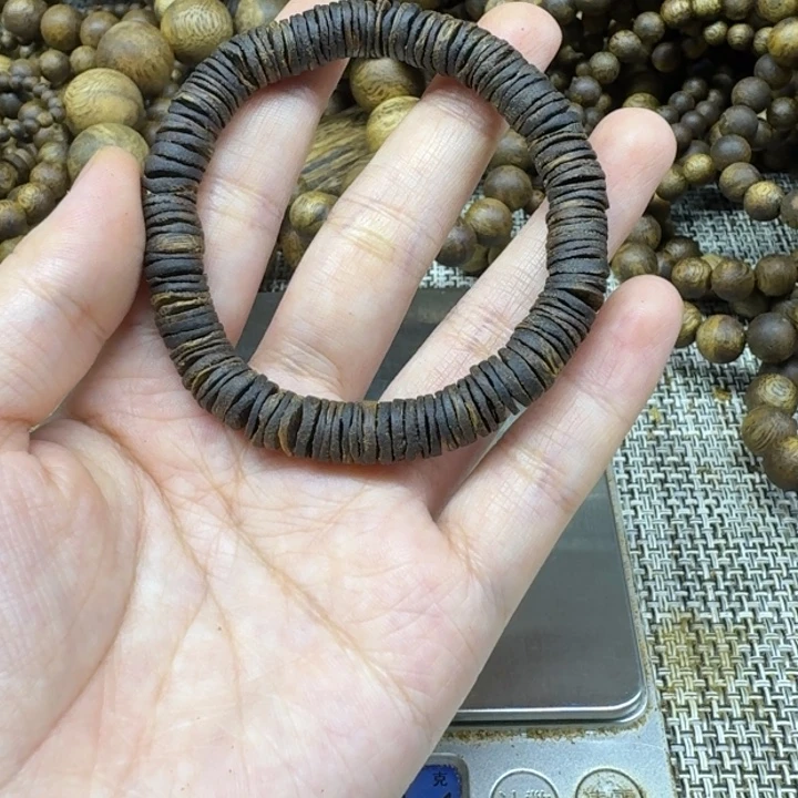 沉香沉香碎屑棋楠0.8片珠8.3克