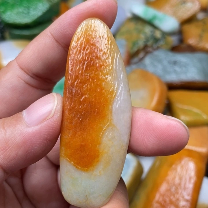 翡翠未镶嵌颈饰缅甸翡翠