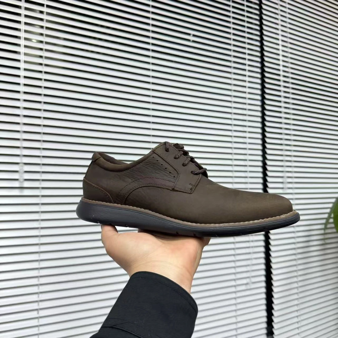 CJ1317休闲款减震舒适吸震鞋垫+中底支撑款运动皮鞋（运动鞋码）