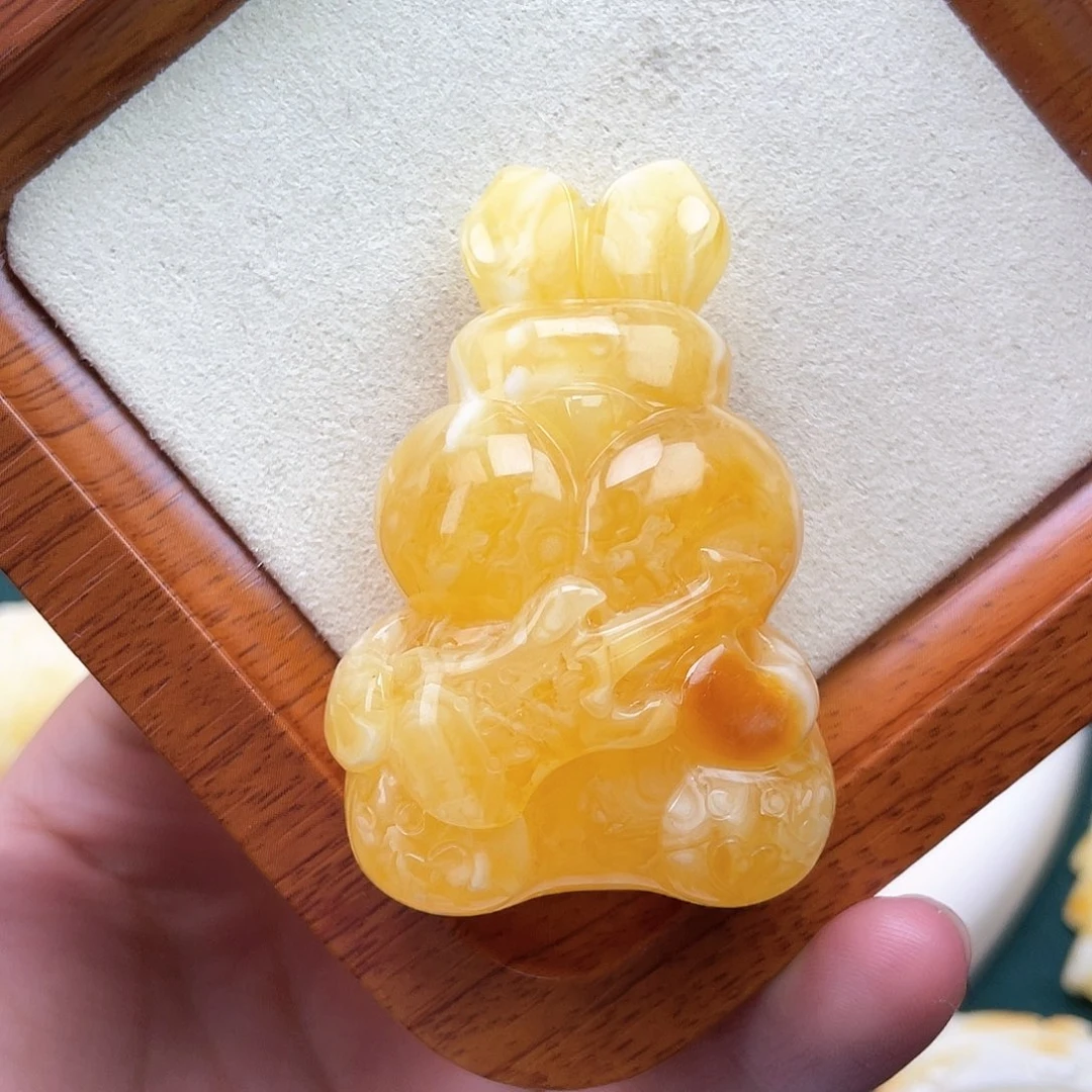 琥珀裸石未镶嵌蜜蜡