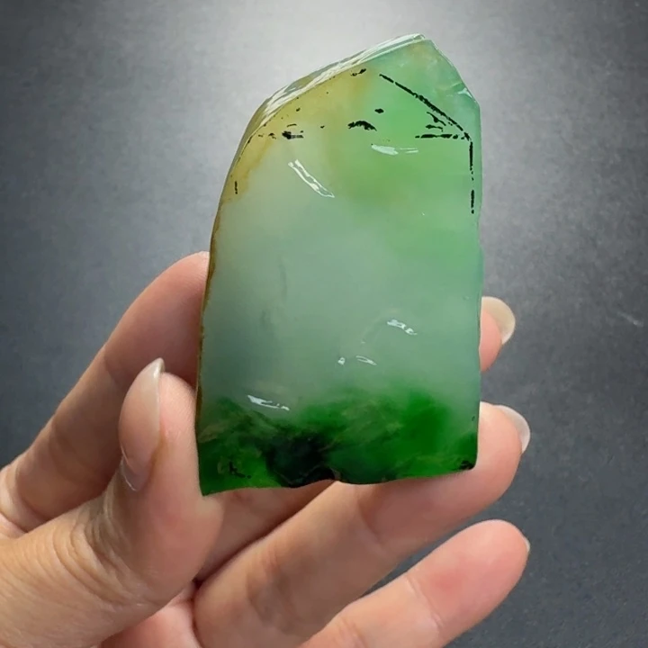 定制翡翠未镶嵌翡翠