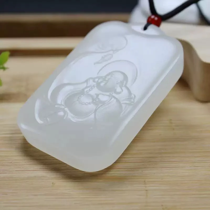 天然新疆一级白弥勒佛佛牌