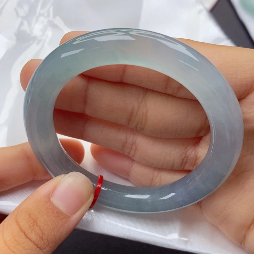 翡翠手镯（圆镯）未镶嵌