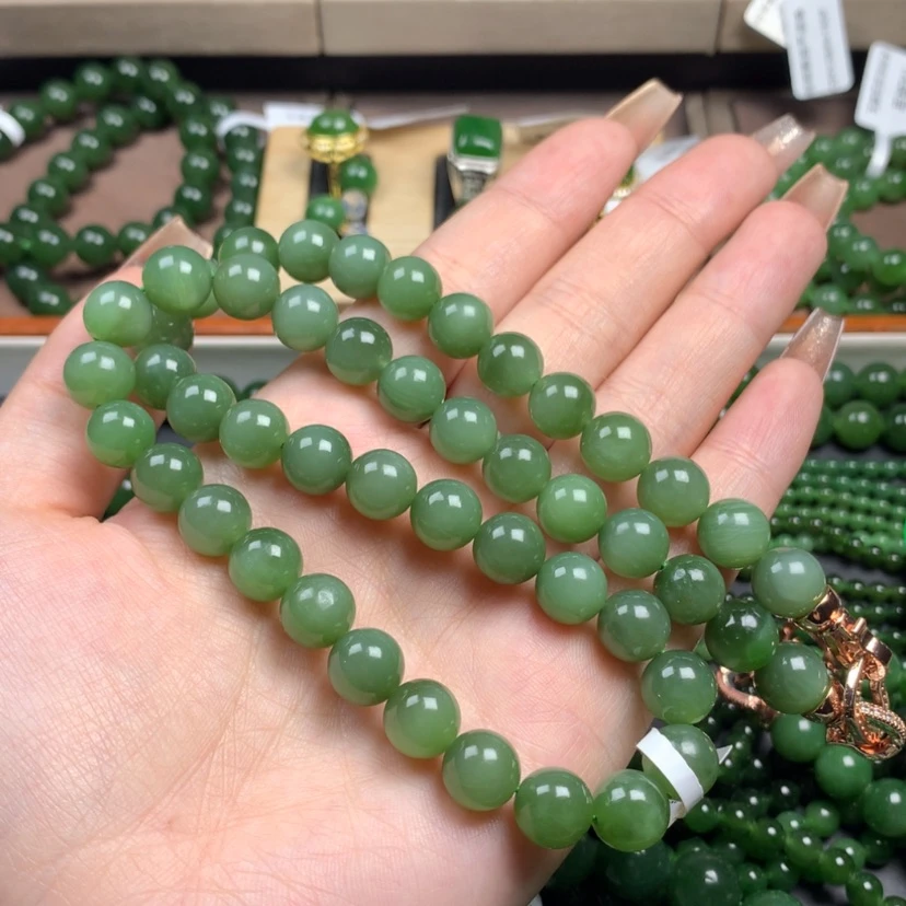 【闪购商品】和田玉（碧玉）颈饰未镶嵌我****?