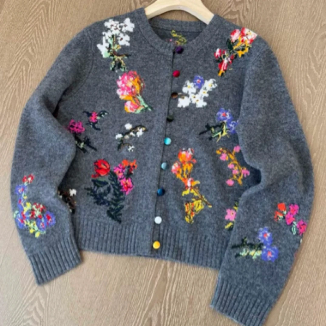 【繁花似锦】100%纯山羊绒衫 鄂家同款花朵刺绣开衫  康纱A类