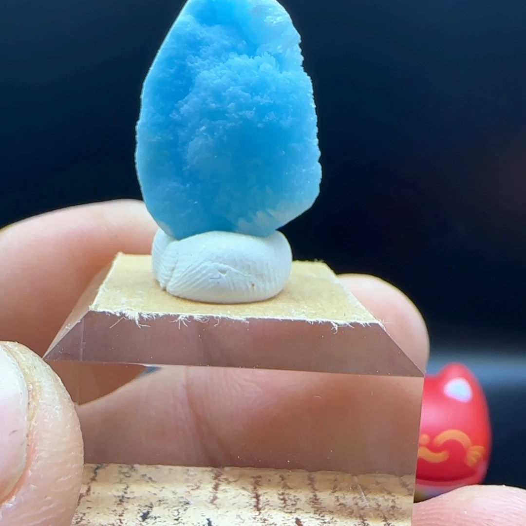 有机玻璃天然矿石桌面摆件