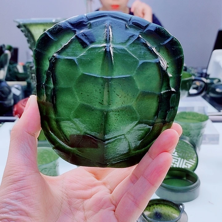 和田玉（青玉）未镶嵌把件微瑕