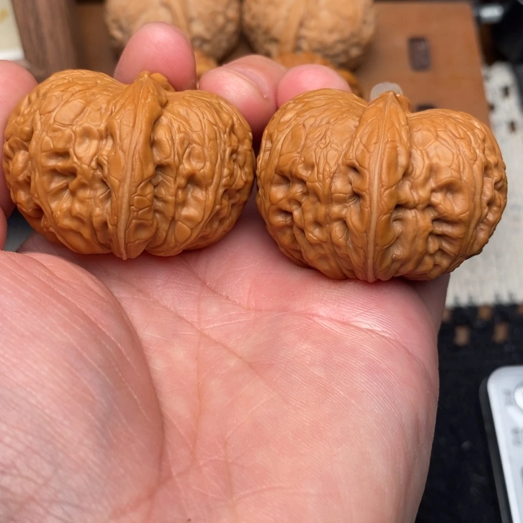 文玩核桃吊坠元宝43