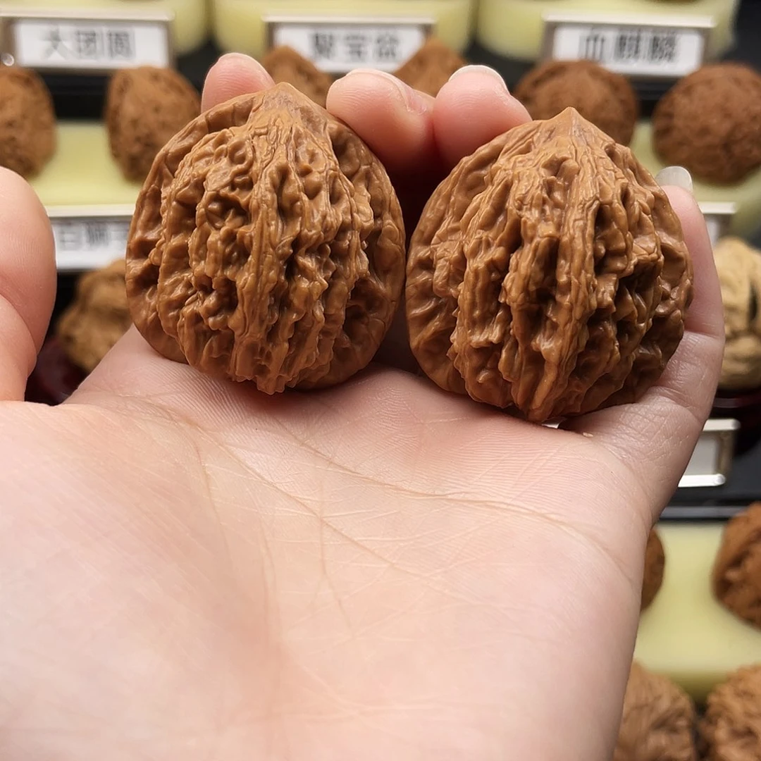 文玩核桃把件麦虎38全品722