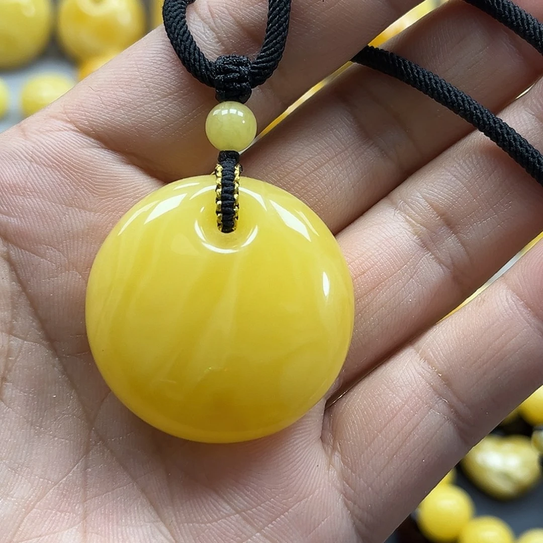 蜜蜡未镶嵌珠宝奇石