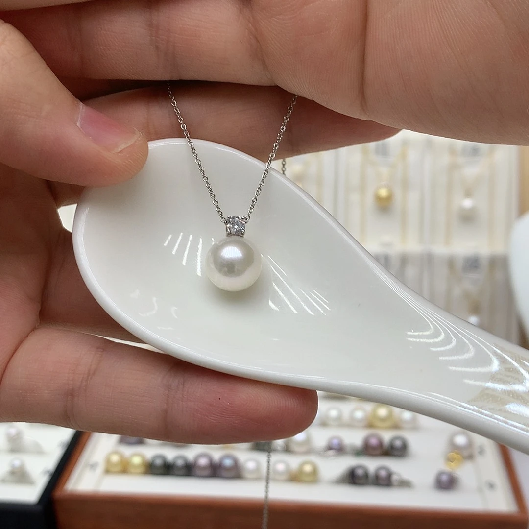 淡水珍珠银S925镶嵌吊坠(赠链)