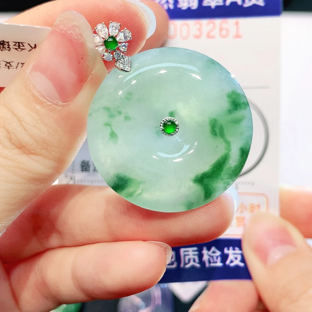 翡翠18K金镶嵌吊坠(不含链)