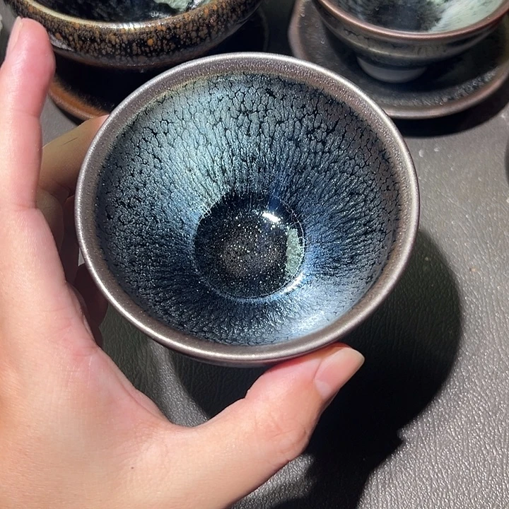 茶盏好吧那我们也睡一晚上