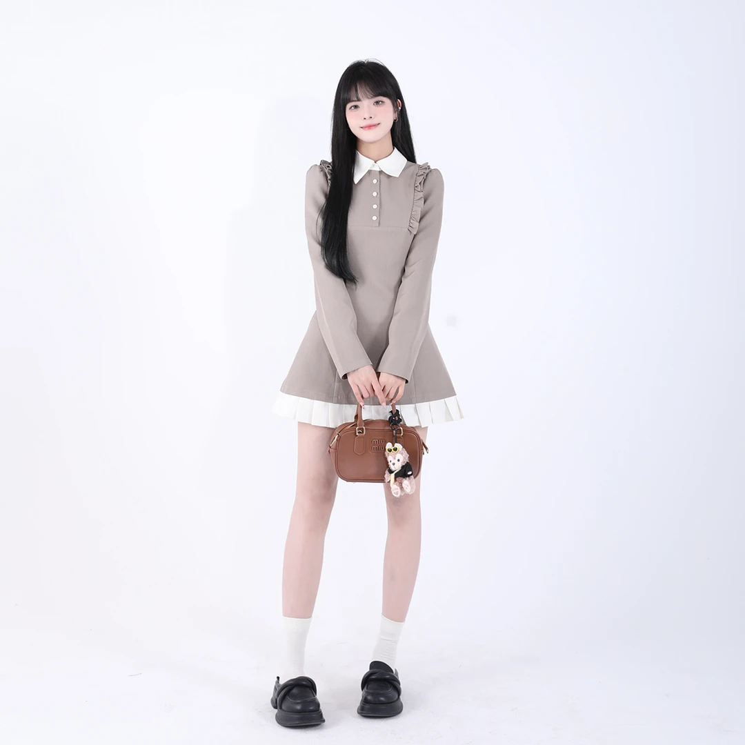 RICHINCHEESE 柏林少女 英伦复古千金风翻领a字裙气质收腰连衣裙