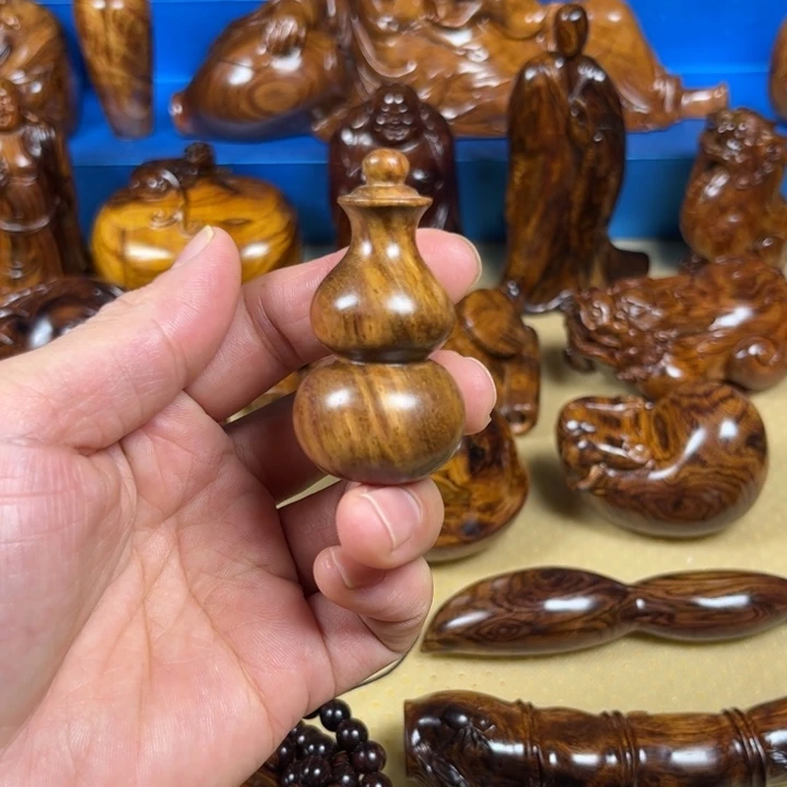 黄花梨降香黄檀把件