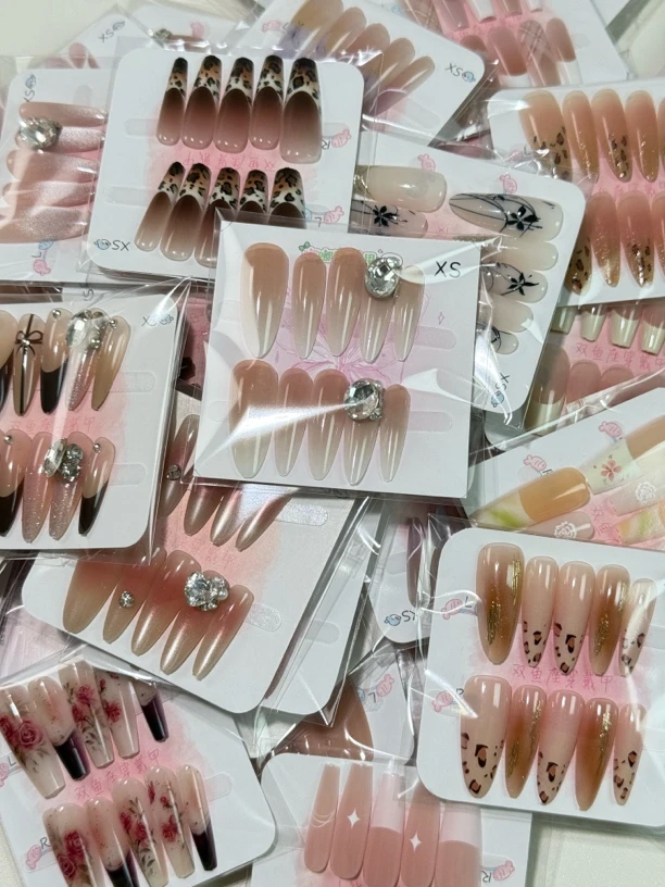 【 xs码盲盒】随机发五副  可许愿甲型！