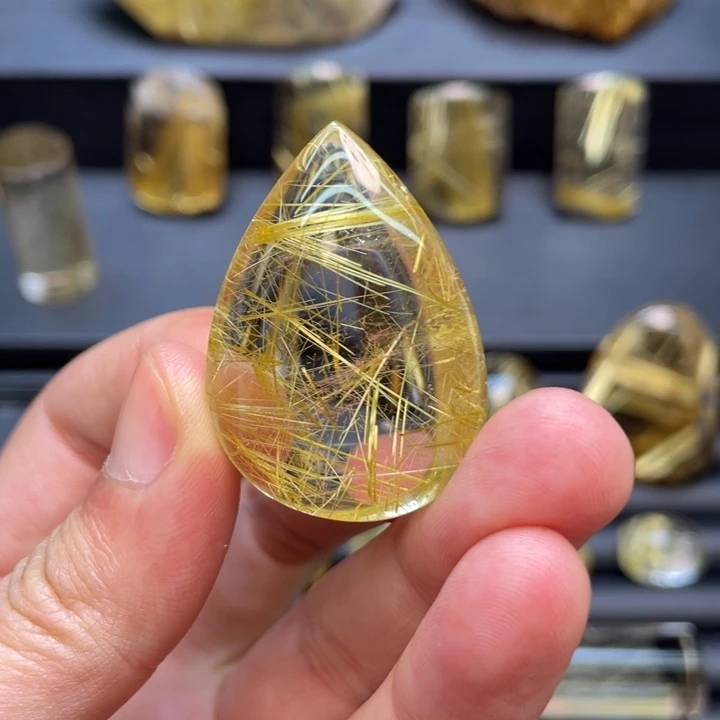 未镶嵌颈饰水晶未镶嵌