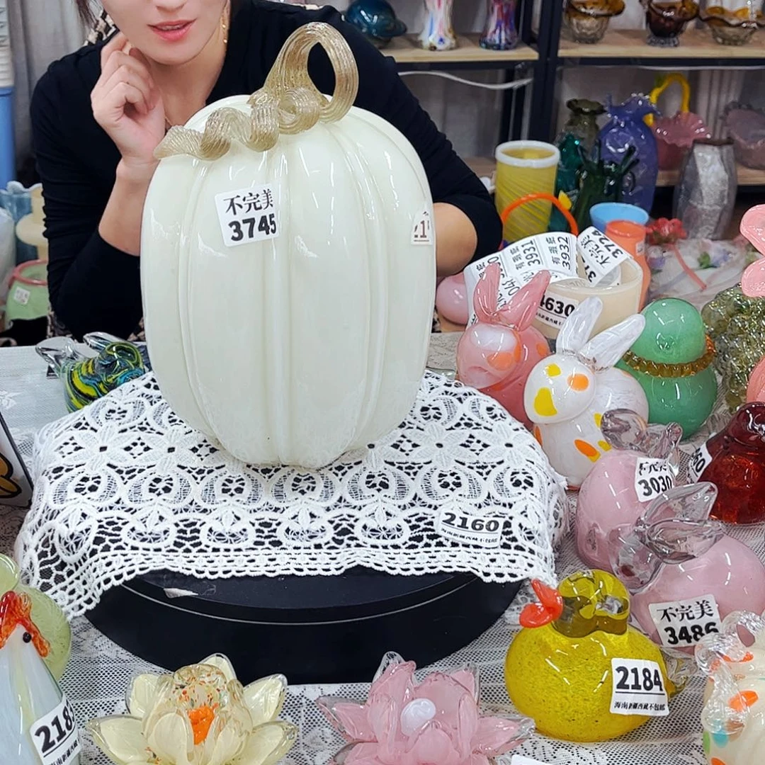 3745 家悦琉璃工艺品不完美