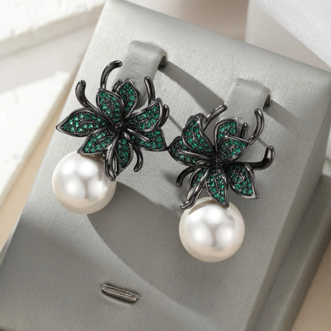 铜合金合成锆石耳饰 3422《鸢尾花》高级轻奢时尚百搭款耳环