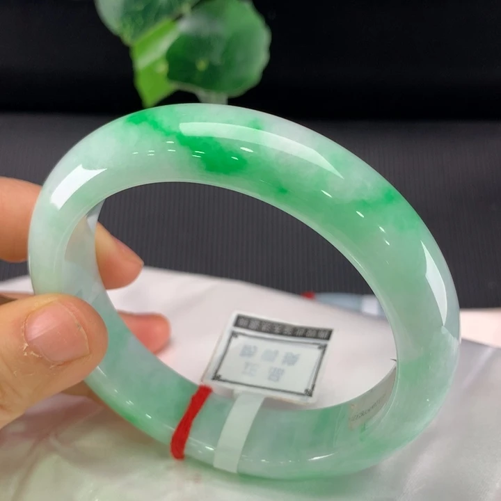 翡翠未镶嵌手镯轮胎61