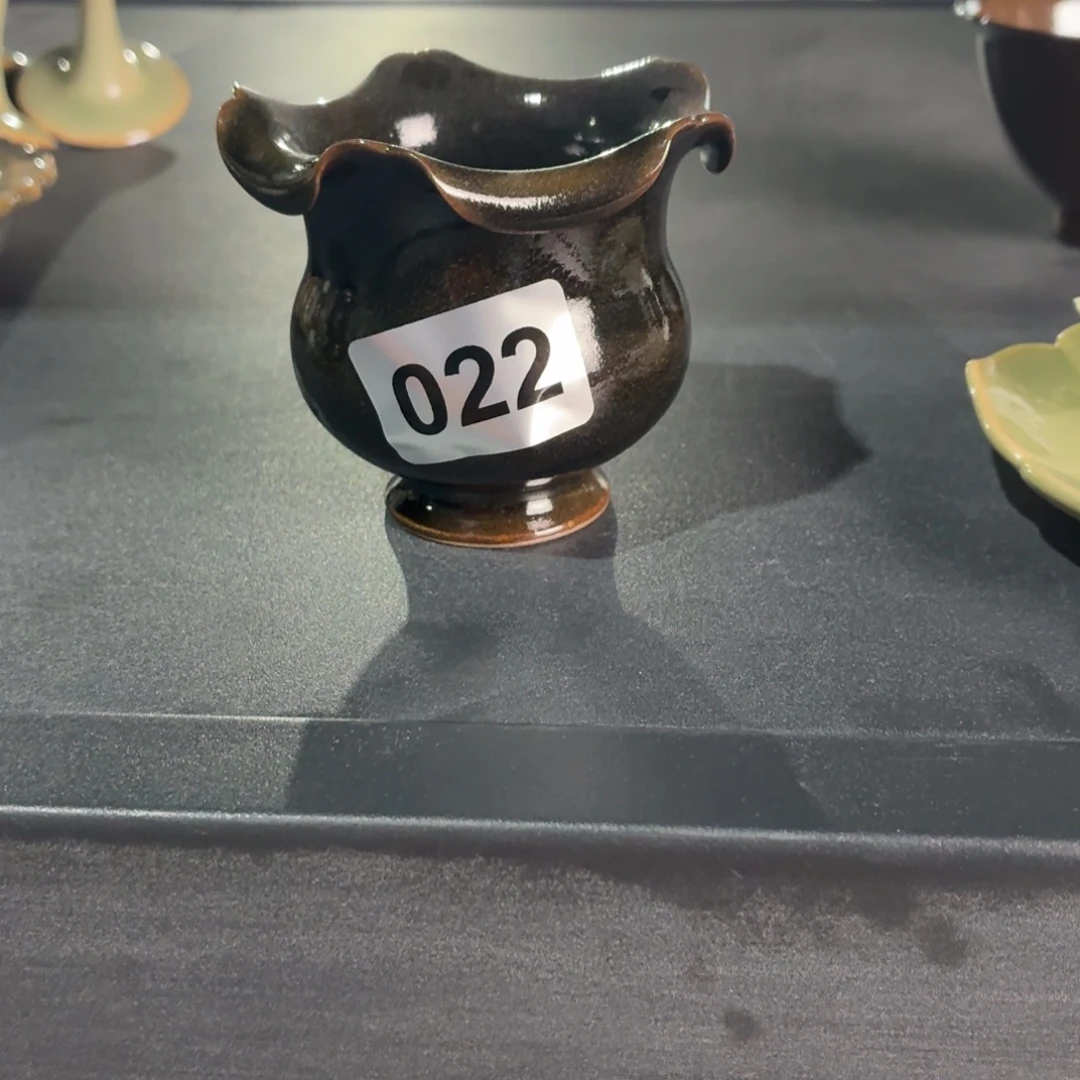 手工黑釉花口尊022