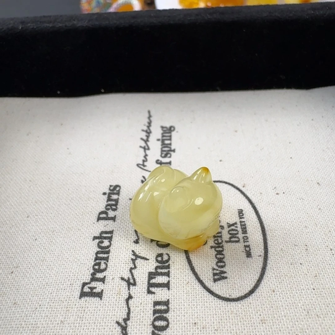 琥珀吊坠(不含链)未镶嵌