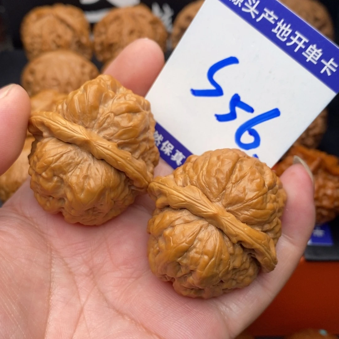 琦***峰把件文玩核桃蛤蟆头42