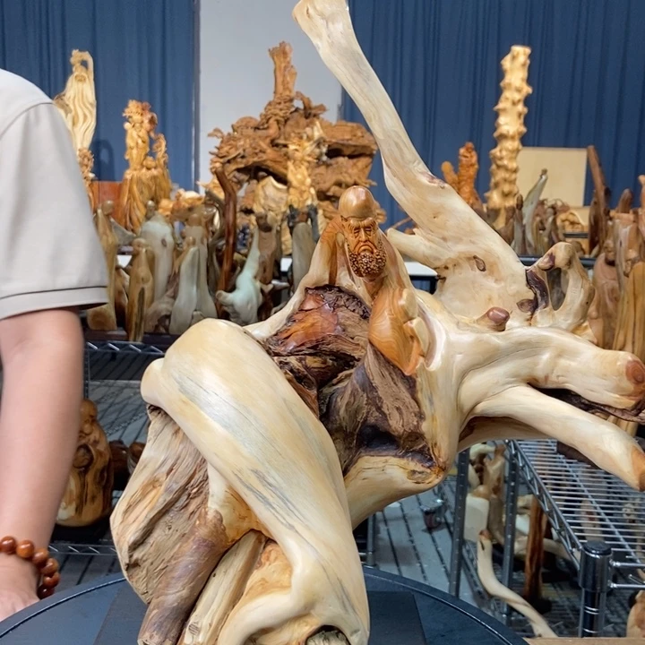 柏木（崖柏）随型摆件