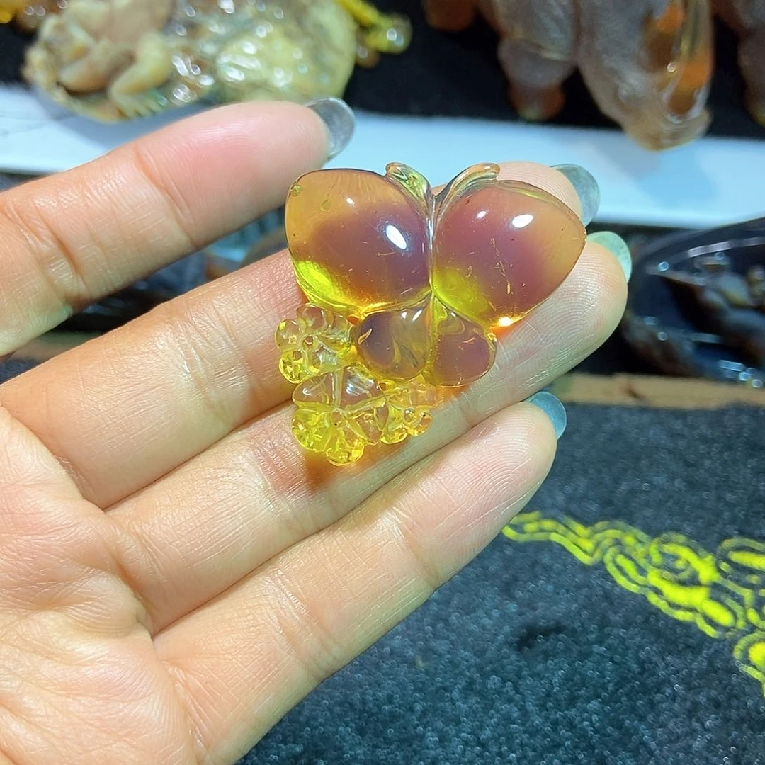 未镶嵌颈饰琥珀缅甸天然琥珀