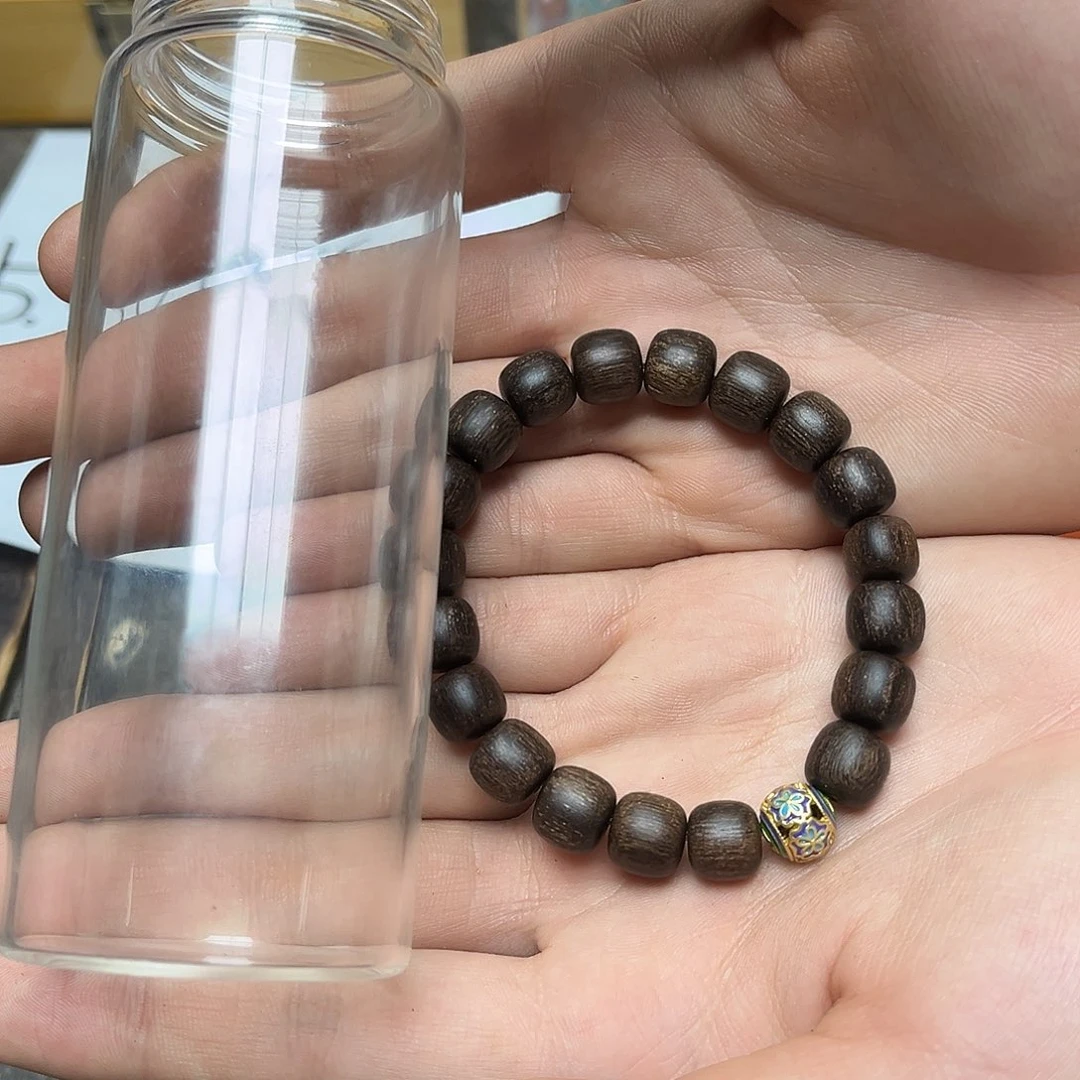 大叶紫檀（黑酸枝木类）