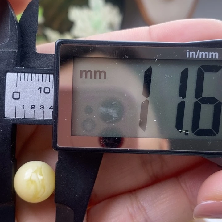 未镶嵌琥珀裸石蜜蜡圆珠