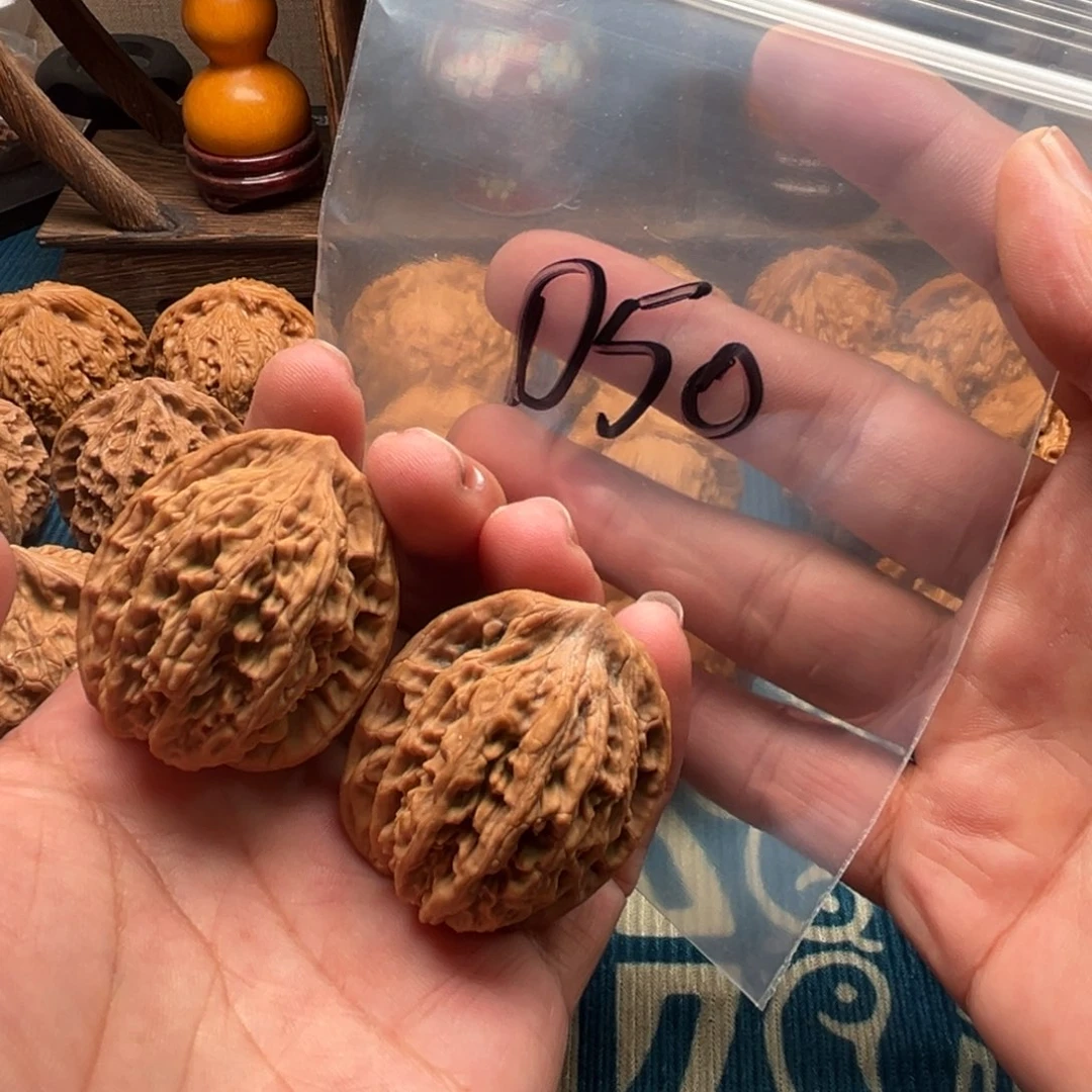吊坠文玩核桃麦虎